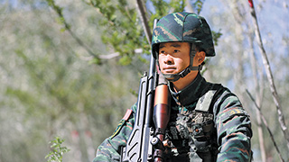 最美新時(shí)代革命軍人風(fēng)采丨楊友剛：忠誠使命的高原衛(wèi)士