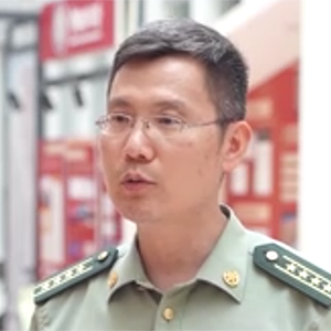 “最美新時(shí)代革命軍人”傅達(dá)林重返母校 共話使命責(zé)任